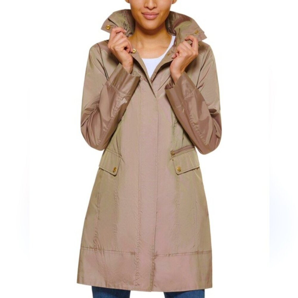 Cole Haan tan packable jacket with iridescent feat size M